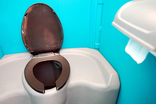 Porta potty delivery and setup in Globe, AZ